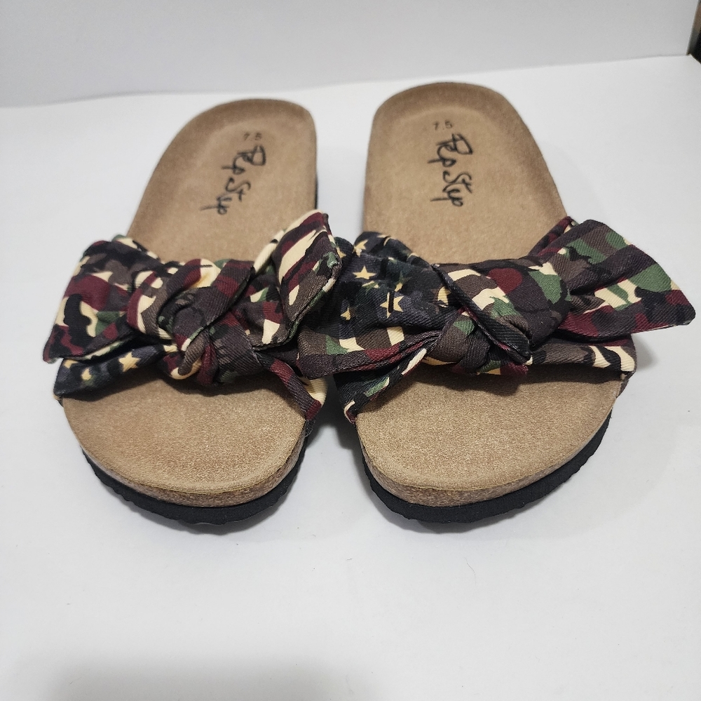 Pep Step Camo Flag Bow Women's Sandals 7.5‎ NWOT